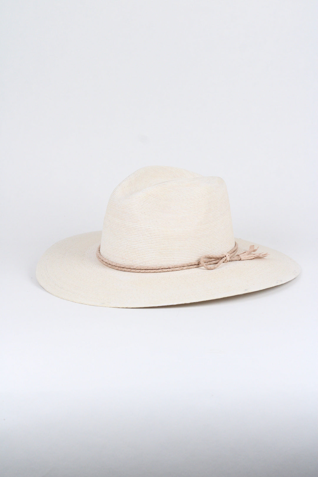 Cabo Fine Palm Leaf Rancher - Ivory