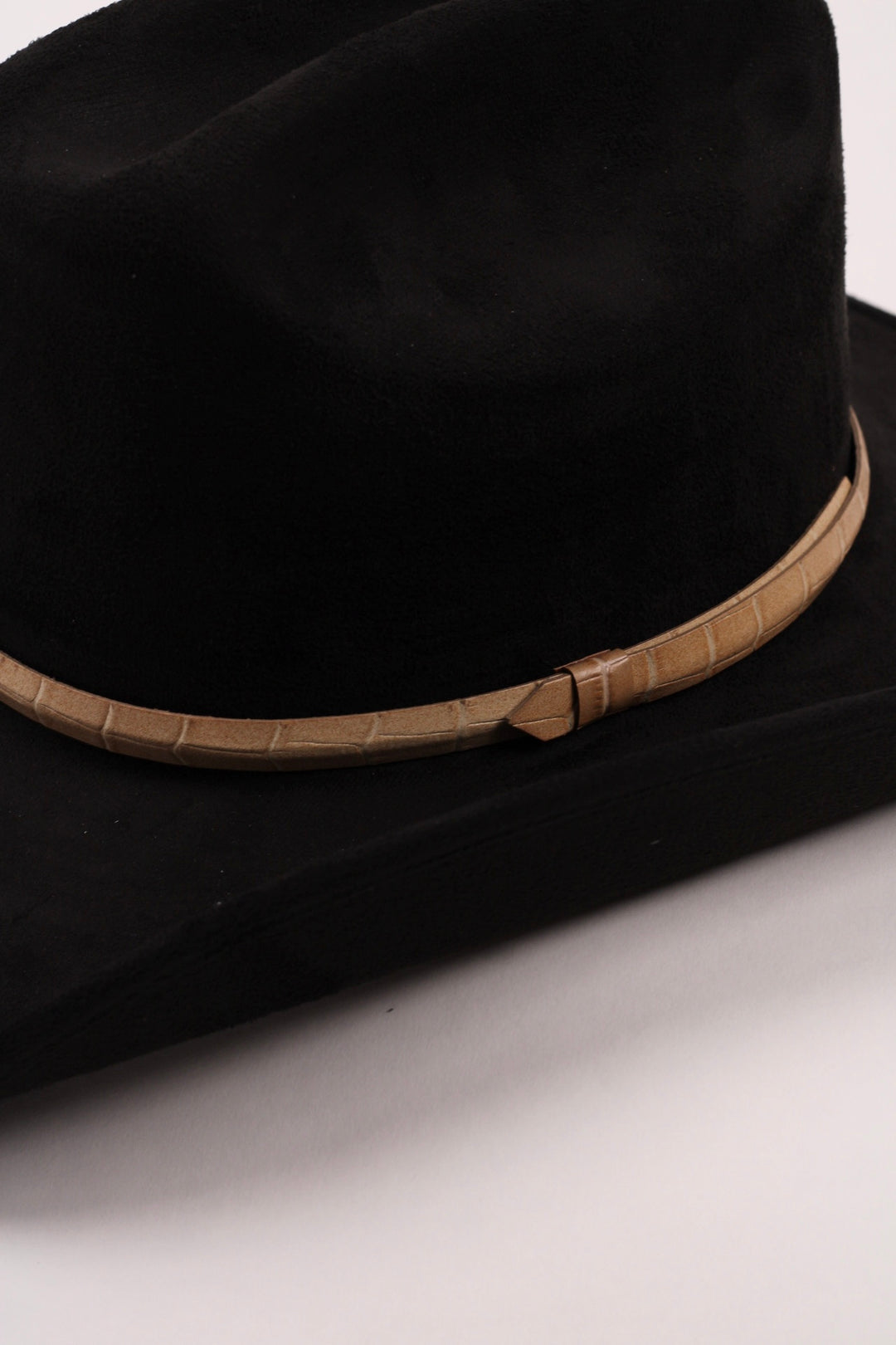 Leather Crocodile Hat Band / Nude