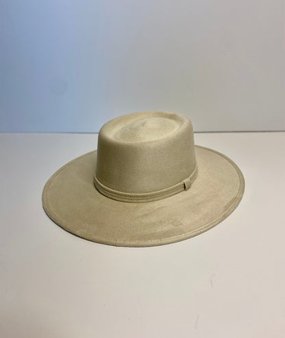 Vegan Suede Boater Hat- Ivory
