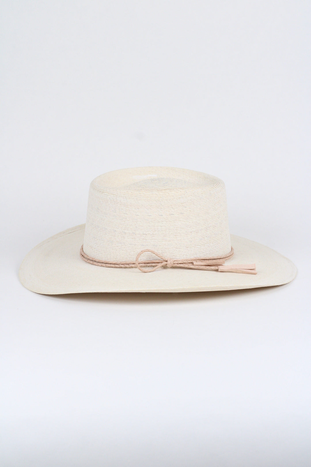 Cabo Fine Palm Leaf Gambler - Ivory