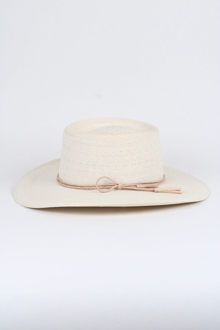 Cabo Fine Palm Leaf Gambler - Ivory