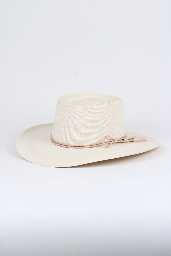 Cabo Fine Palm Leaf Gambler - Ivory