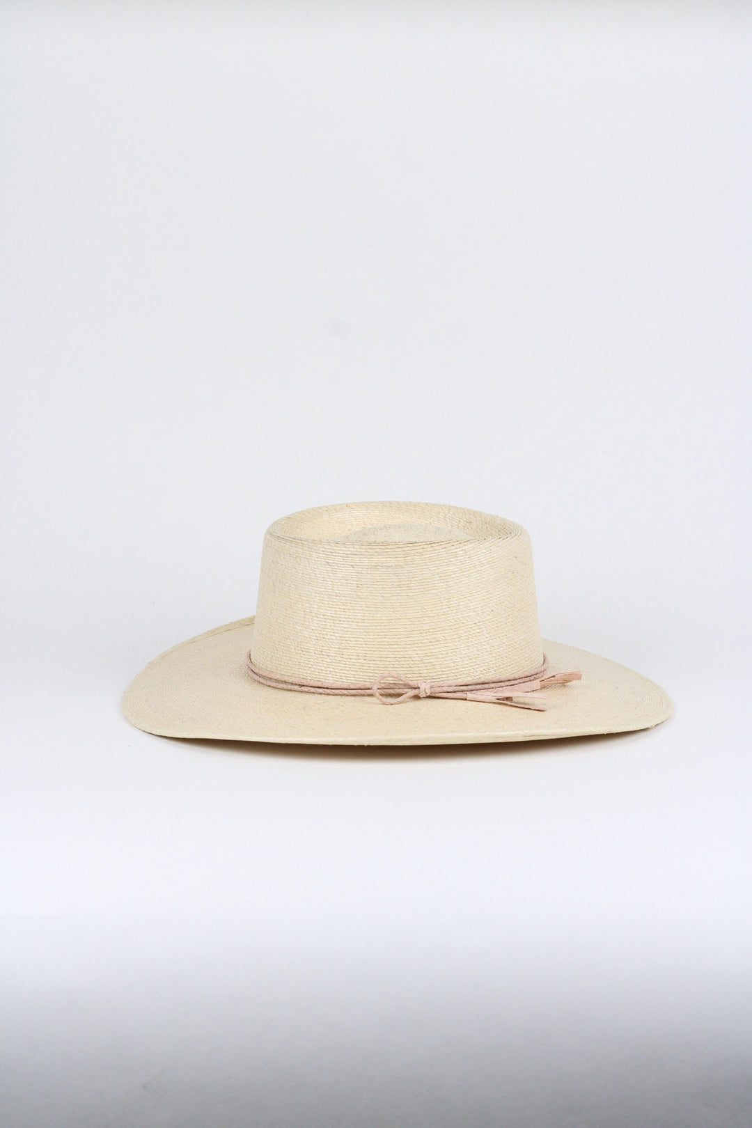 Cabo Fine Palm Leaf Gambler - Natural