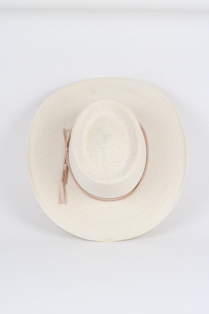 Cabo Fine Palm Leaf Gambler - Ivory