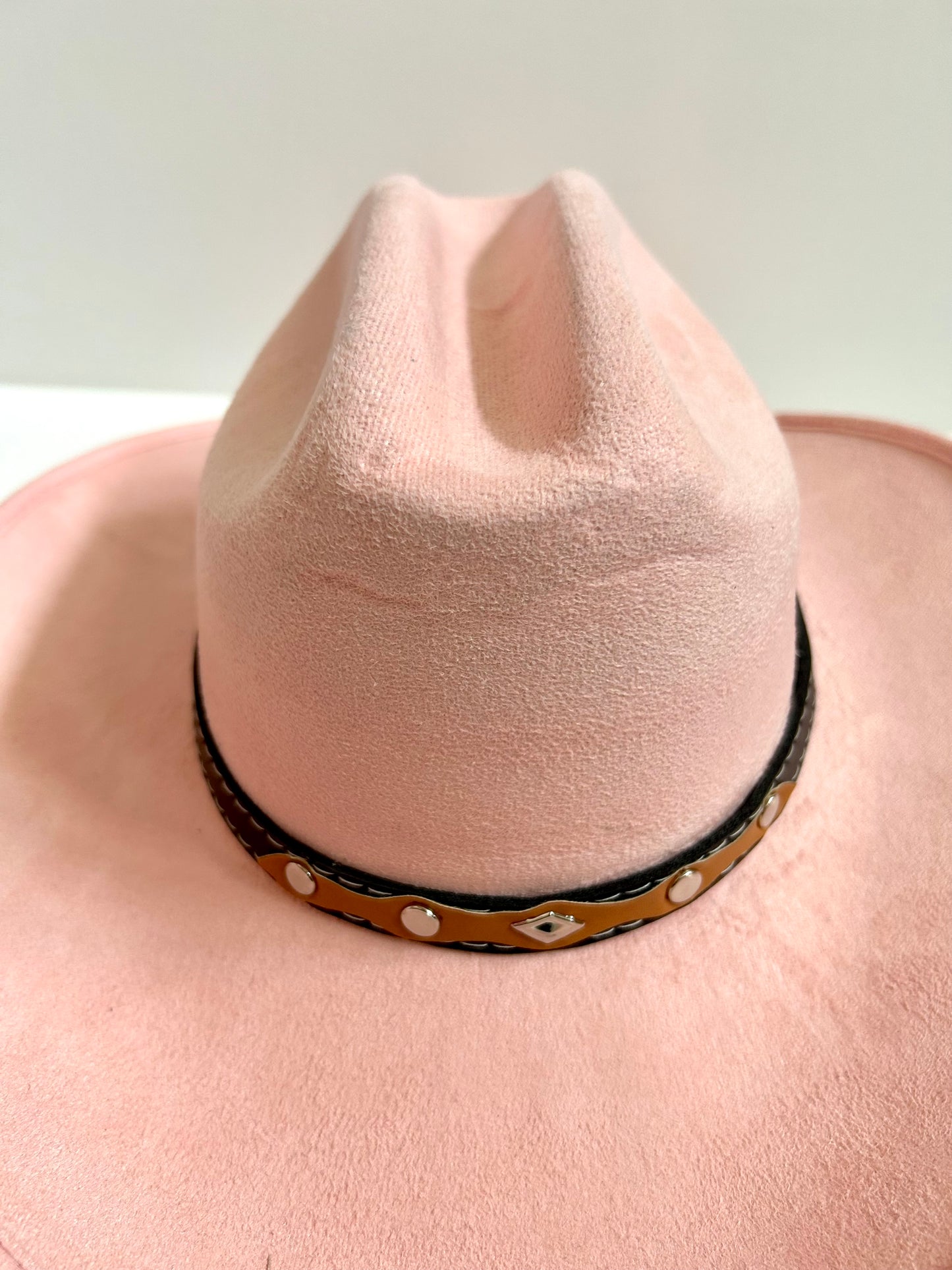 Imperfect Vegan Suede Hat - Austin - Blush Pink 1