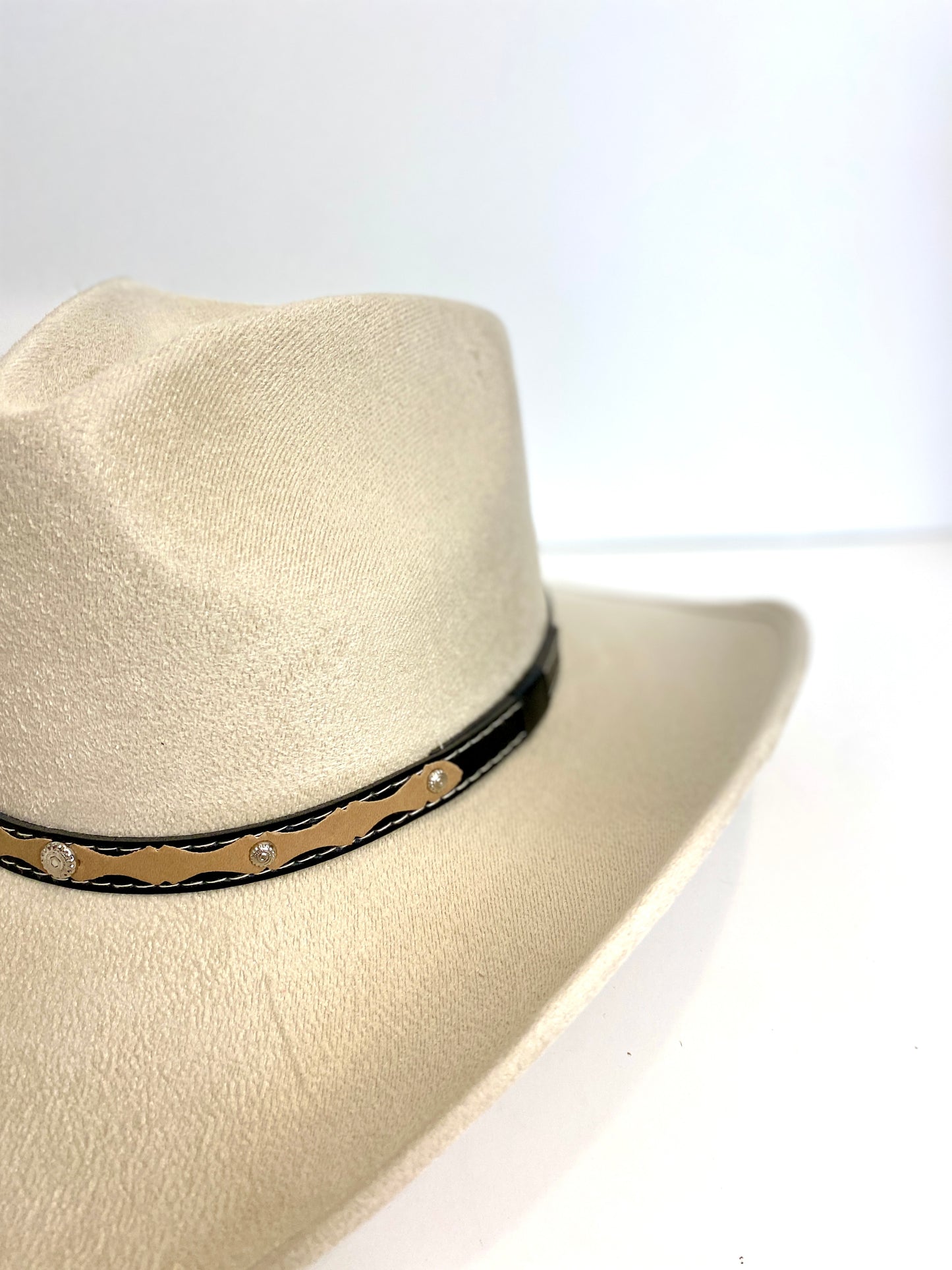 Santa Fe Vegan Suede Cowboy Rancher Hat- Ivory