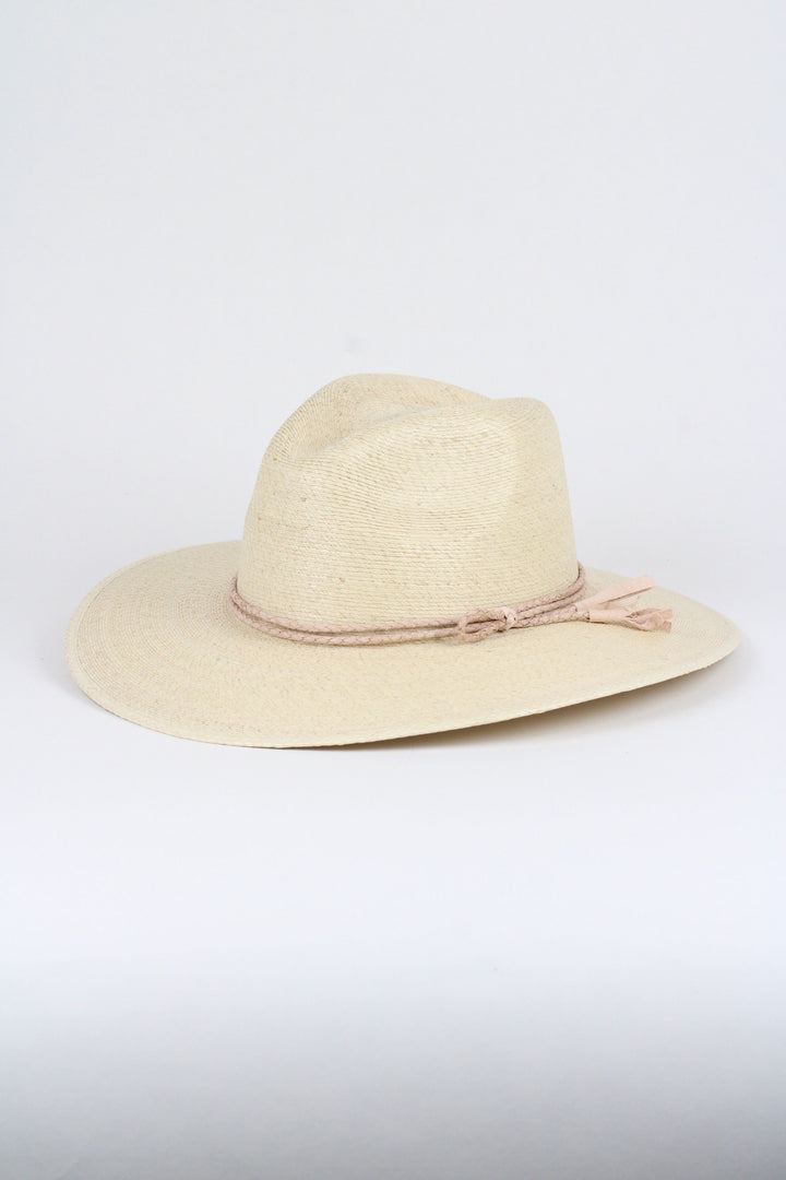Cabo Fine Palm Leaf Rancher - Natural