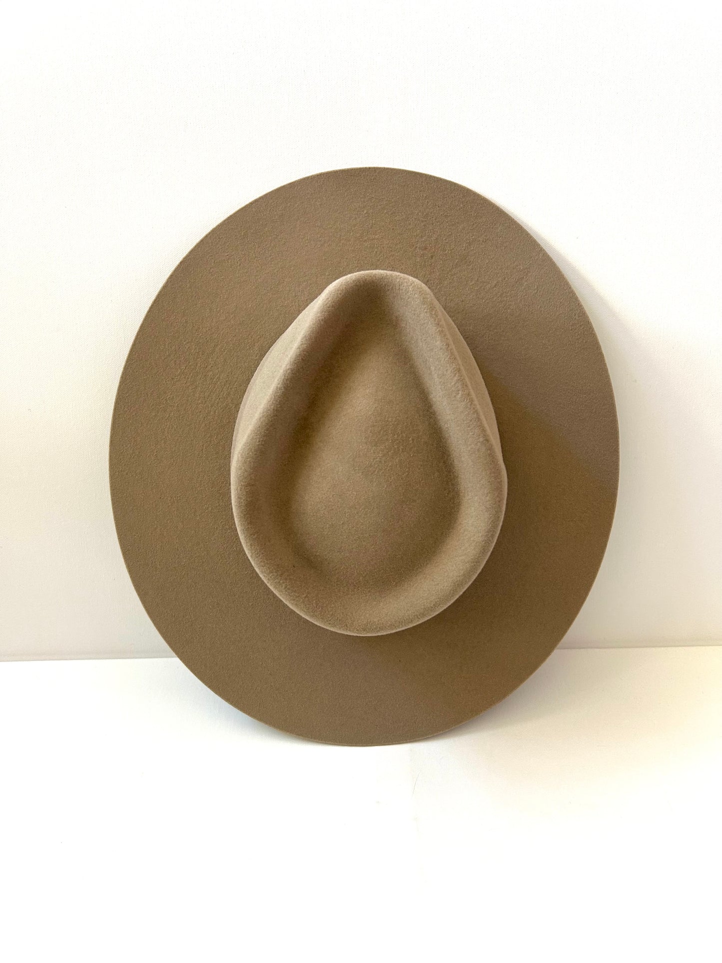 Emery Merino Wool Teardrop Rancher Hat - Cappuccino