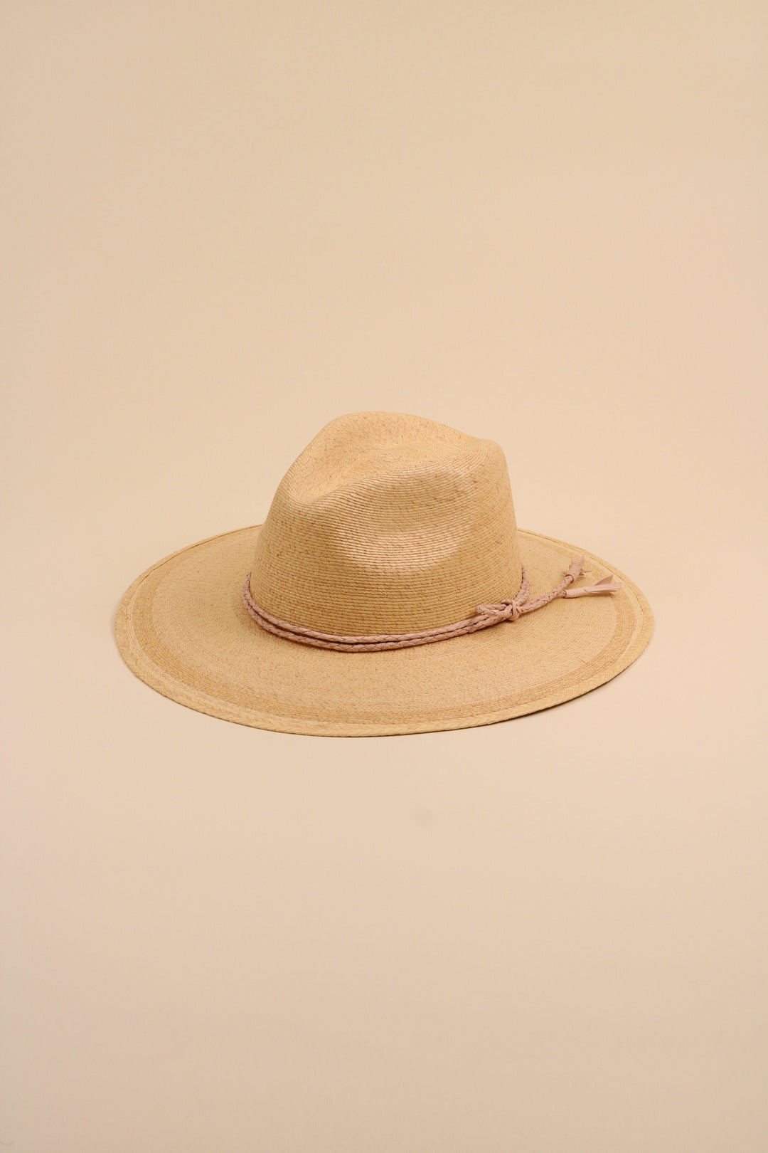 Cabo Fine Palm Leaf Rancher - Tan