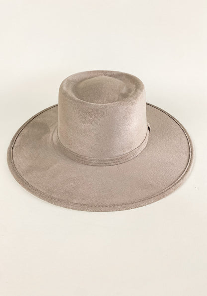 Vegan Suede Boater Hat- Sand