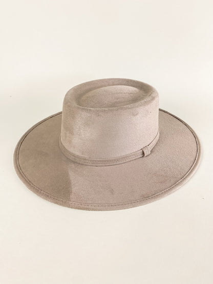 Vegan Suede Boater Hat- Sand