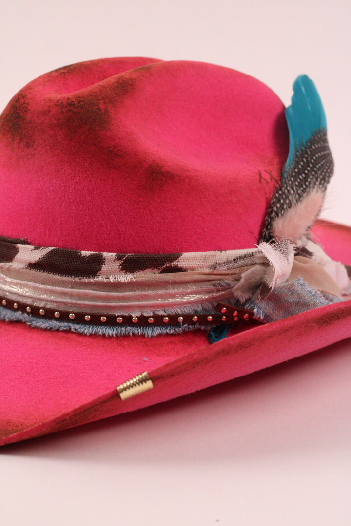 Hailey - Mustang Premium Wool Felt Hat - Hot Pink Distressed