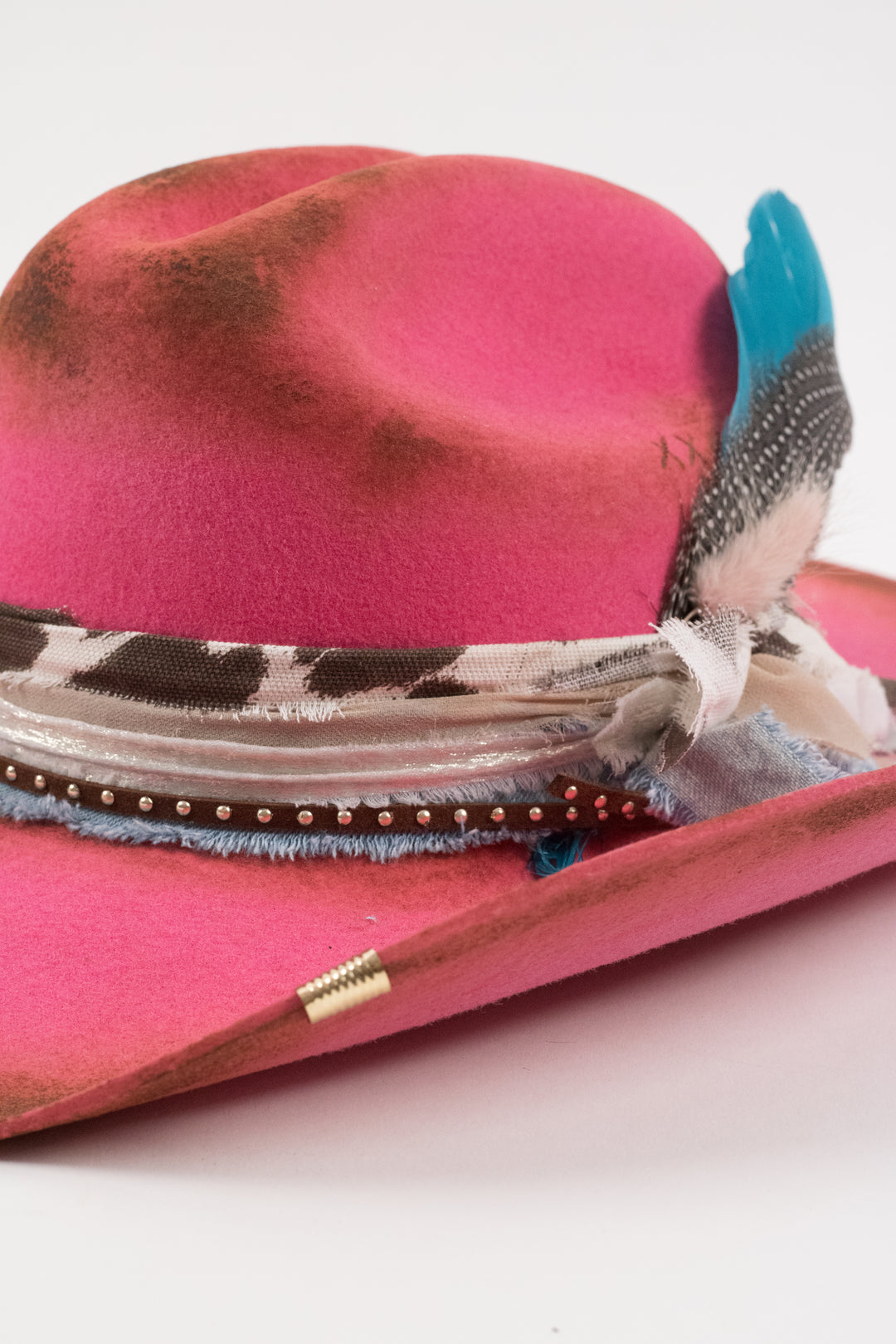 Hailey - Mustang Premium Wool Felt Hat - Hot Pink Distressed