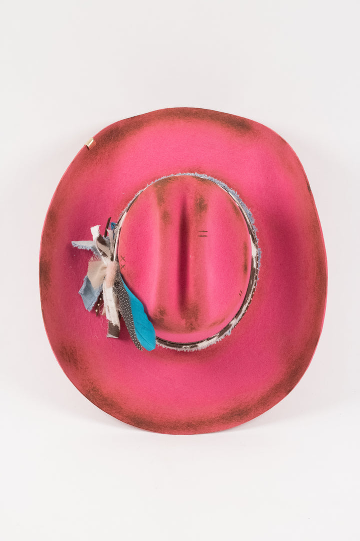 Hailey - Mustang Premium Wool Felt Hat - Hot Pink Distressed