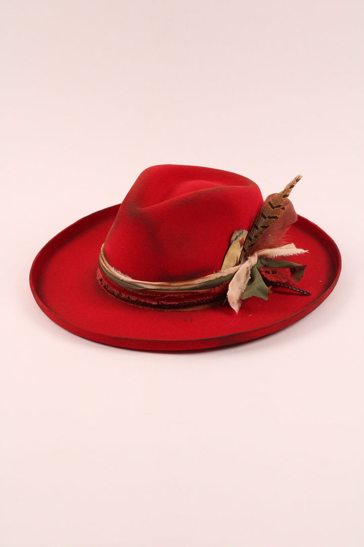 The Meadow - Wool Felt - Red pencil brim distressed