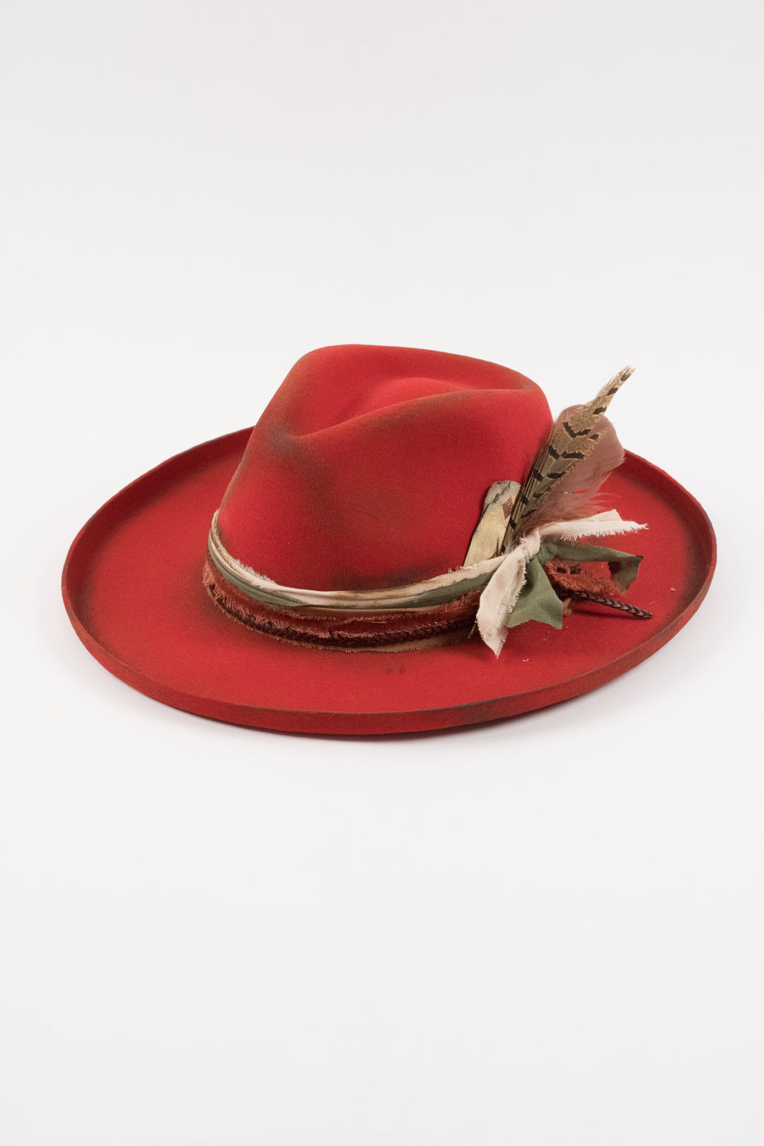 The Meadow - Wool Felt - Red pencil brim distressed