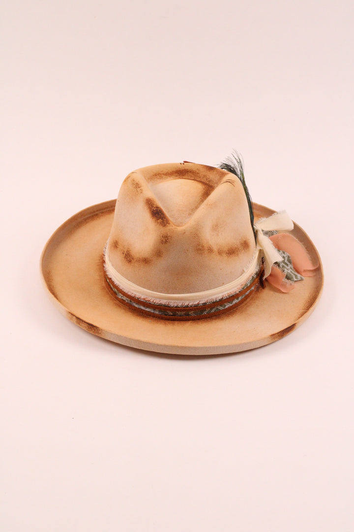 The Aspen- Wool Felt - Ivory pencil brim distressed
