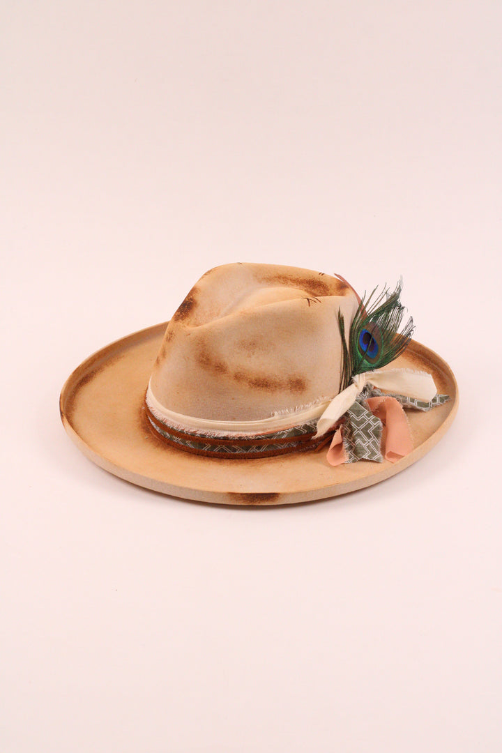 The Aspen- Wool Felt - Ivory pencil brim distressed