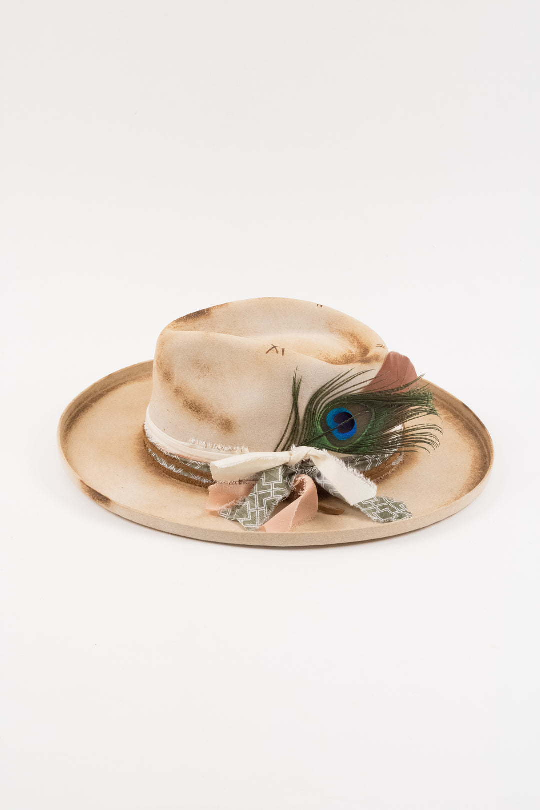 The Aspen- Wool Felt - Ivory pencil brim distressed