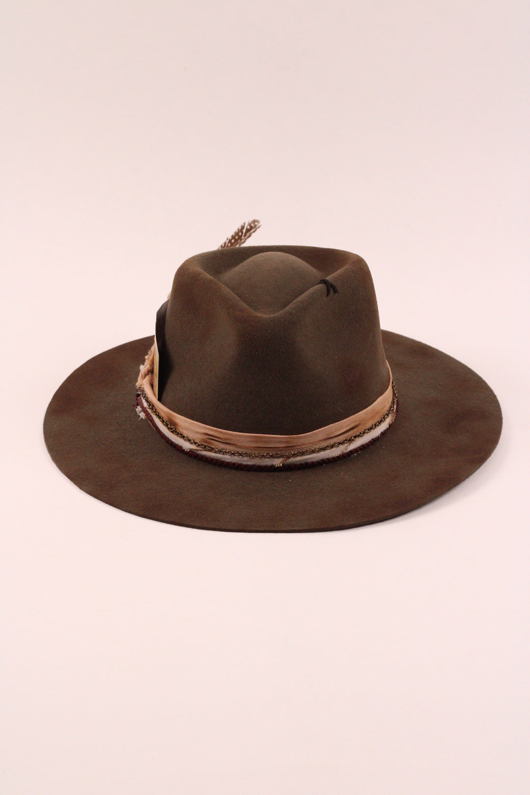 The Frankie Rancher - Wool Felt - Olive distressed
