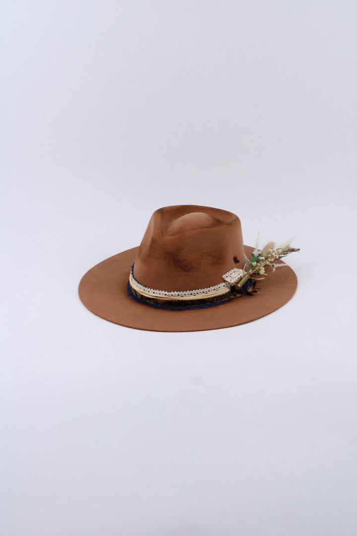 The Ella Rancher - Wool Felt - Tan Vintage Distressed