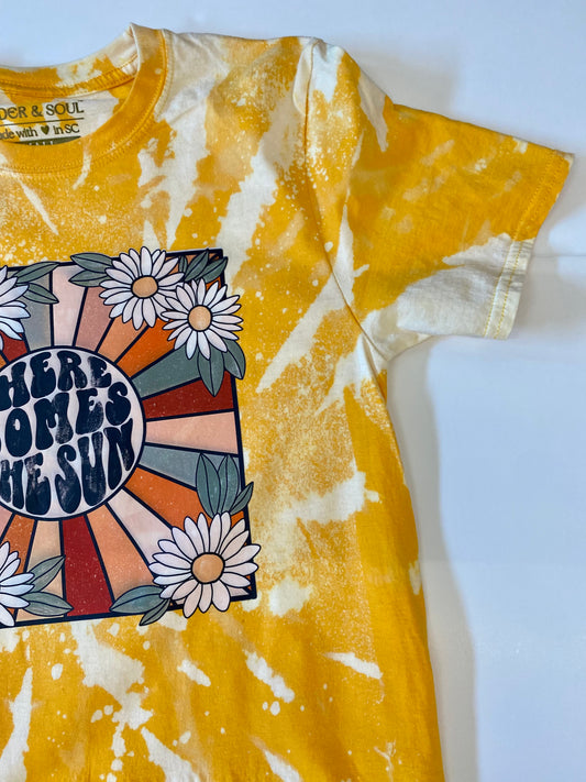 Here Comes The Sun Tie-Dye Graphic Tee