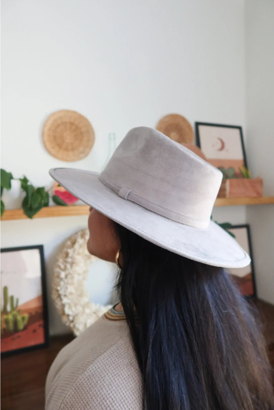 Vegan Suede Teardrop Hat- Light Grey